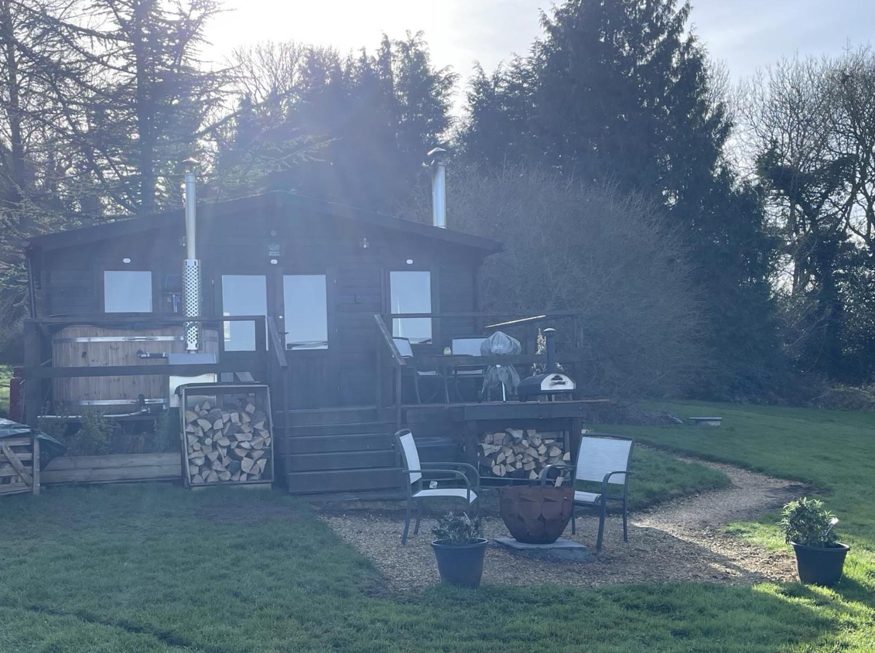 Cosy Cabin In Annie'S Meadow West Meon Exterior foto