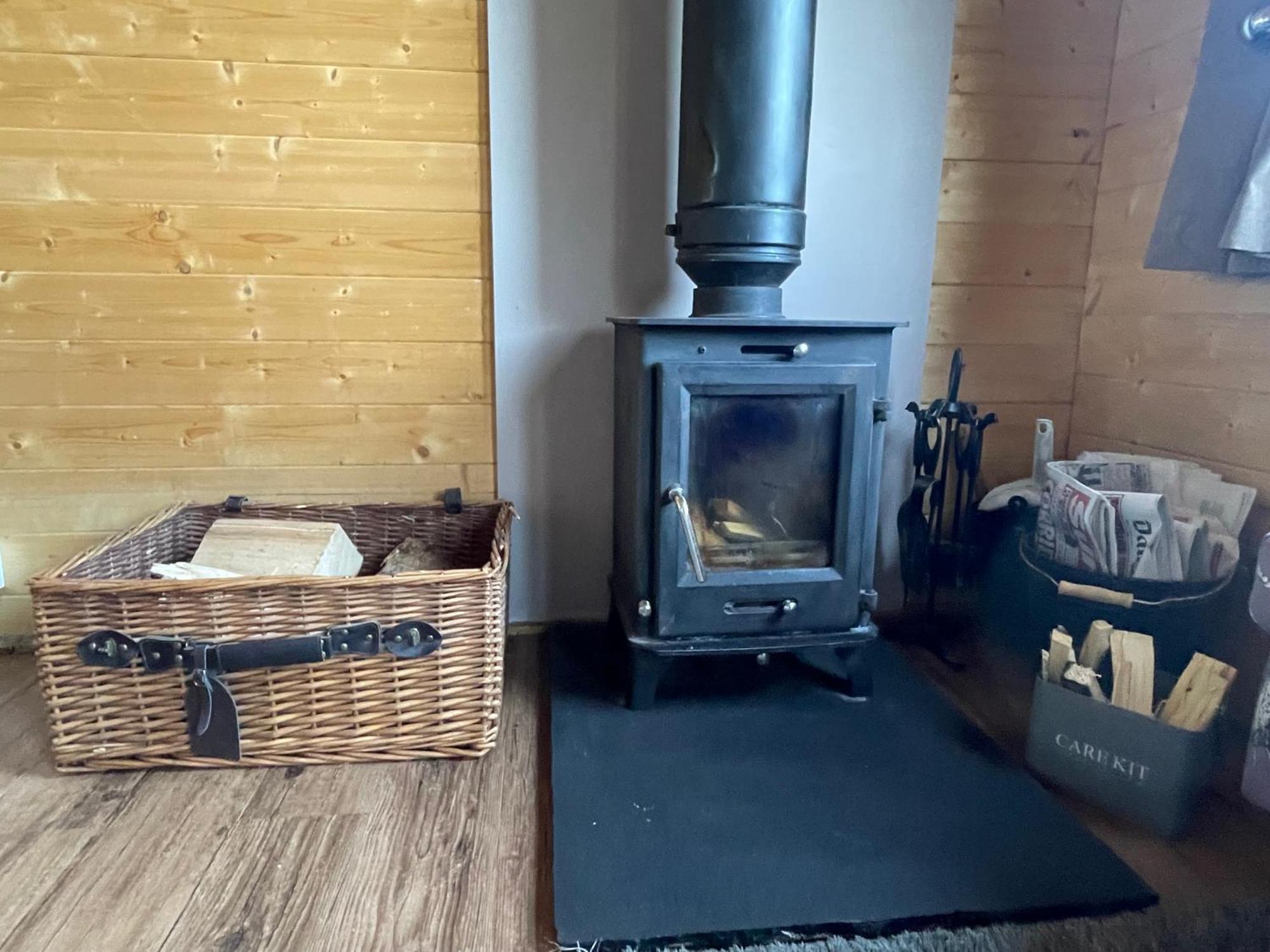 Cosy Cabin In Annie'S Meadow West Meon Exterior foto